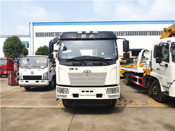 解放J6一拖二平板清障車(chē)