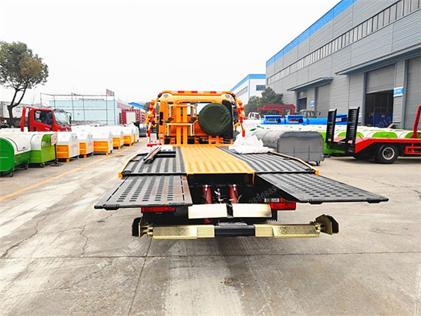 國六大運(yùn)清障車藍(lán)牌一拖二平板清障車