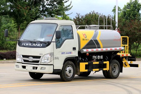 國(guó)六福田時(shí)代小卡之星藍(lán)牌2.7噸灑水車